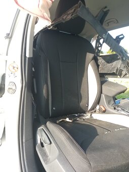 Prodám Škoda kamiq 1.0 tsi 70 kw r.v 2024 - 5