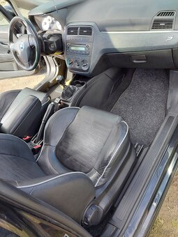 Grande Punto Sport 1.4 70kW kůže, el. střecha  - 5