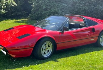 Ferrari 308 GTSi z roku 1982 - 5