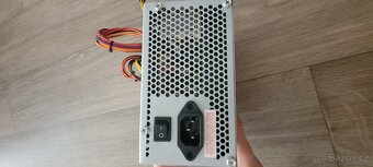 Zdroj 450W (bez kabelu do zásuvky) - 5