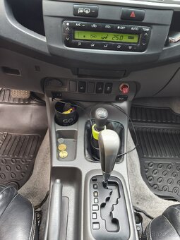 Prodám Toyota Hilux 3.0D-4D 4WD automat - 5