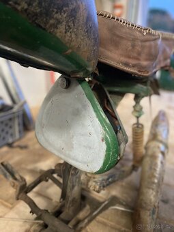 Vrak upravené ČZ + motor jawa 250. - 5