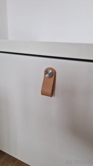 Tv stolek Ikea BYAS - 5