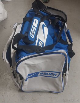 Hokejová vesta, kalhoty, chrániče, taška - 5