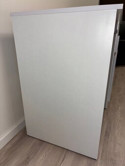 Počítačový stůl bílý - 5