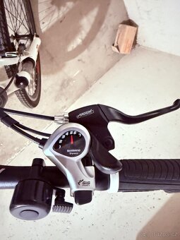 Dámské trekové elektrokolo MTF - 5