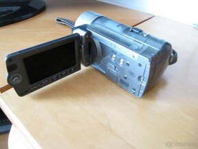 kamera CANON HF 100 - 5