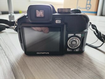 Zrcadlovka Olympus SP-560UZ - 5