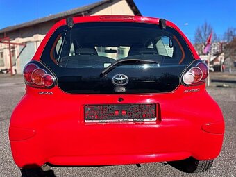 TOYOTA AYGO 1.0VVT-i AUTOMAT 80.000KM PĚKNÝ STAV - 5