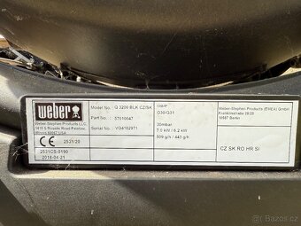 Prodam zahradbi grill Weber Q 3200 BLK - 5