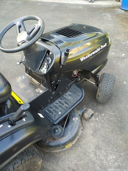 Zahradní traktůrek zn McCulloch V2 18,5 PS - 5