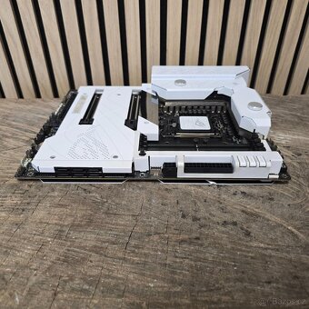ASUS Z690 ROG MAXIMUS FORMULA DDR5 - Intel Z690, Socket 1700 - 5