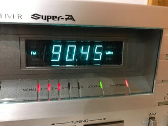 JVC R-S77 Top stav - 5