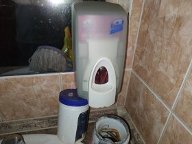 Hagleitner Xibu davkovace a zasobniky - 5
