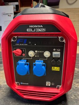 Elektrocentrála HONDA EU 32i, 3,2 kW (PC:79 900,-) - 5