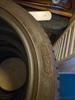 235/45 r18 UltraGrip sada zimní pneu - 5