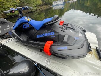Vodní skútr SeaDoo Spark Trixx - 5