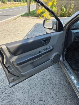 Nissan X-Trail - 5