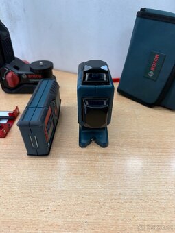 Prodam laserBOSCH GLL2-80 P+ profesional BOSCH LR2 - 5