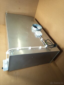 Nová gastronomická digestoř 120x70x36 - 5