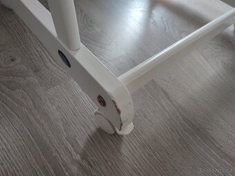 Proutena postylka na koleckach - 5