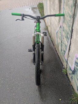Dirtové kolo 24" - 5