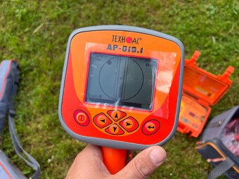 Lokátor kabelů a trubek Technoac Athlete AG 309.15 - 5