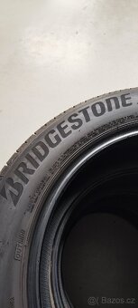 235/55/19 Bridgestone Alenza, DOT 2723, vzorek 8.2mm-7.5mm. - 5
