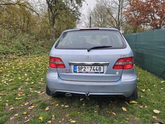 Mercedes-Benz B - 5