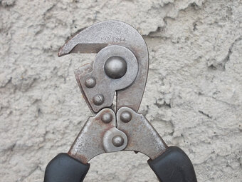 ŠTIPACÍ KLEŠTĚ VOJSKO USA VALKA 1943 ARMADA - 5