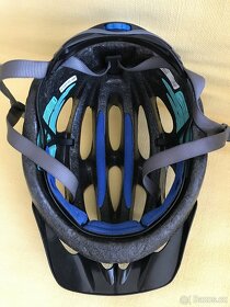 chlapecká helma Giro flurry - 5