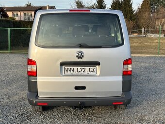 Volkswagen T5 Caravelle 2.0 tdi LONG 9 míst NAVI - 5
