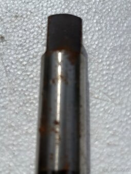 40 mm vrták , 26mm výstružník - 5