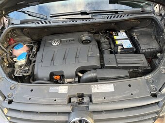 Vw Caddy 1,6 - 5