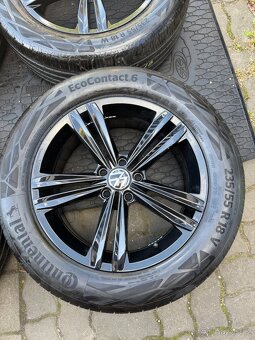 ORIGINÁL Alu Volkswagen TIGUAN Sebring R18, 5x112 - TOP - 5