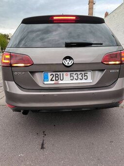 VW golf 1.6 TDI DSG top výbava - 5