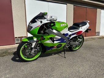 Kawasaki ZXR 400 - 5