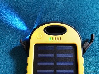 Solární powerbanka 5000mAh - 5