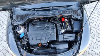 Škoda Octavia RS 2,0 TDi CR DSG F1, xenon navi ťažné - 5