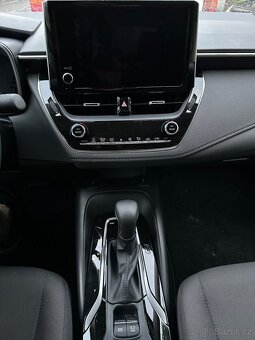 Toyota Corolla - 5