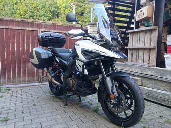 Suzuki DL1050 V-strom - 5