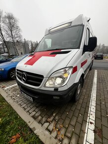 Merdeces Sprinter 3.0D 319 sanitka nebo obytňák - nová cena - 5