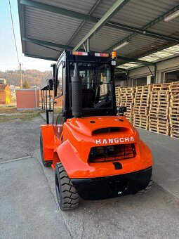 Terénní vysokozdvižný vozík, 3500kg, Kubota, Diesel - 5