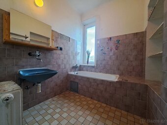 Pronájem bytu s lodžií 2+1 Husovice 70m2, nájem 16.000,- Kč - 5