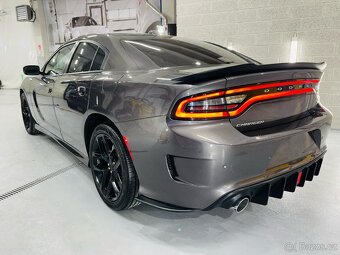 DODGE CHARGER 5.7 R/T - 5