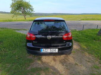 VW Golf 5 - 5