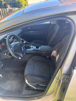 Peugeot 3008 1.6hdi 80kw - 5