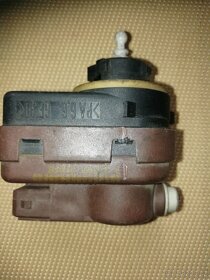servo motor seřizovače světlometů Valeo - 5