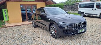 Maserati Levante 3.0 D V6 202kW 4x4 PANORAMA - 5
