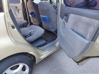 Toyota yaris - 5